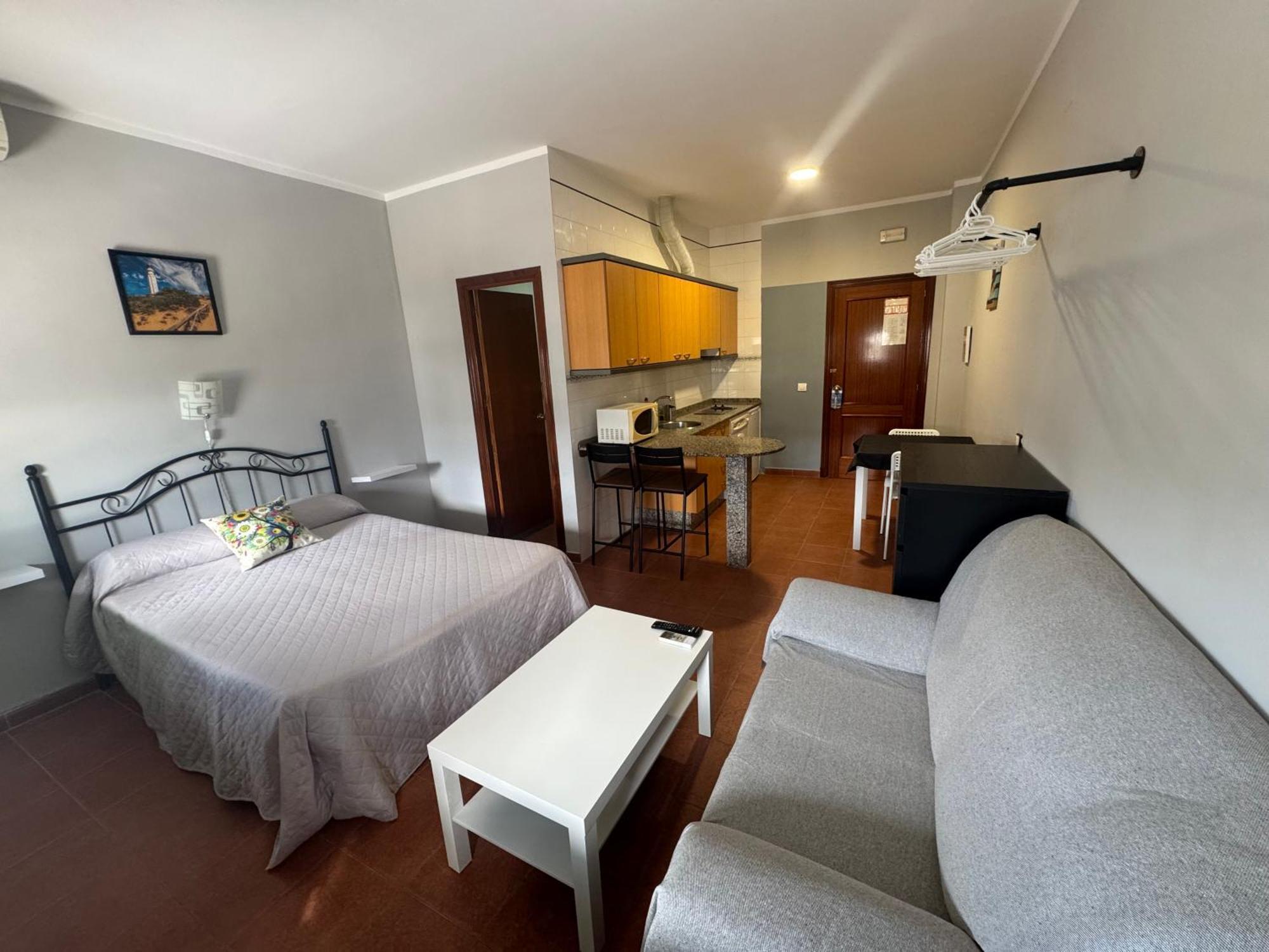 Hostal Miramar Los Canos De Meca Ngoại thất bức ảnh