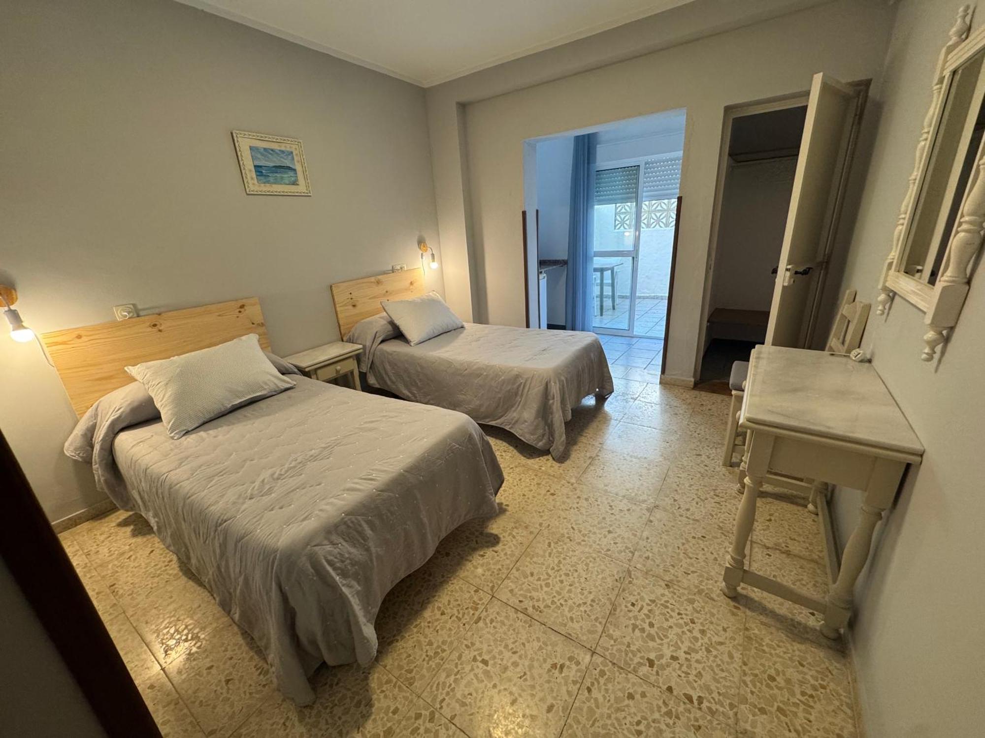 Hostal Miramar Los Canos De Meca Ngoại thất bức ảnh